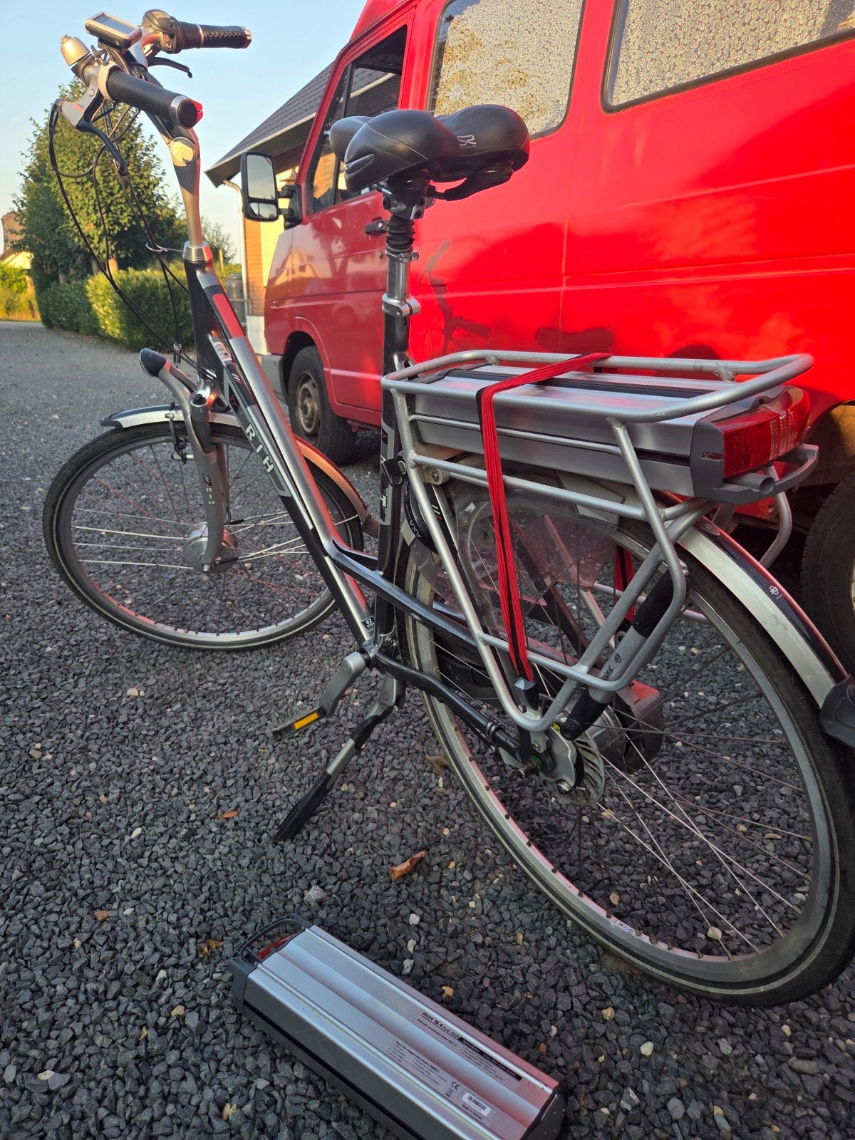 RIH Omega E-bike damesfiets 62cm, Gebruikt, 59 cm of meer, 30 tot 50 km per accu, Ophalen