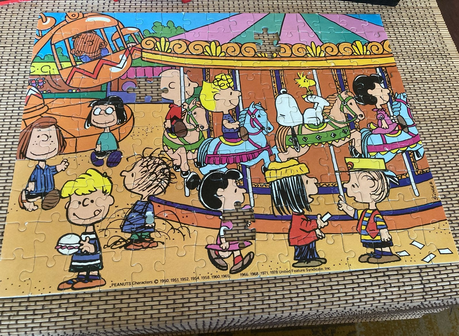 Vintage Snoopy legpuzzel -150 stukjes,mist helaas 3 stukjes, Ophalen of Verzenden, Gebruikt