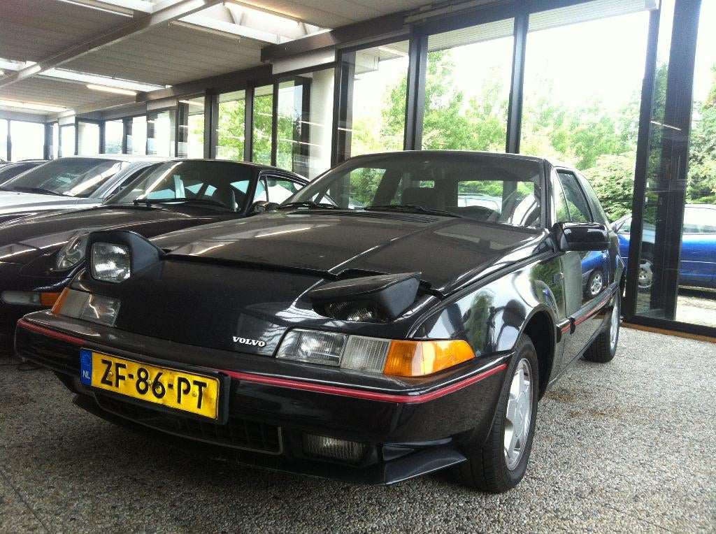 Volvo 480 1.7 Turbo Restauratieobject !!, Auto's, Volvo, Voorwielaandrijving, Zwart, 4 cilinders, Zwart