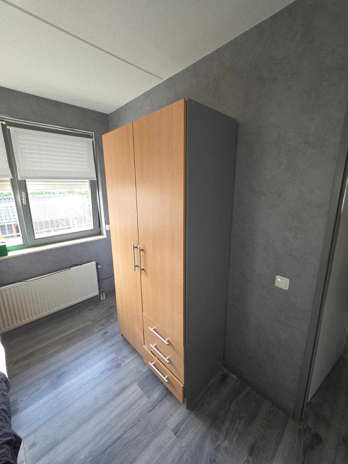 Kledingkast met lades en hangruimte, Huis en Inrichting, Kasten | Kledingkasten, Modern en functioneel, Gebruikt, 50 tot 100 cm