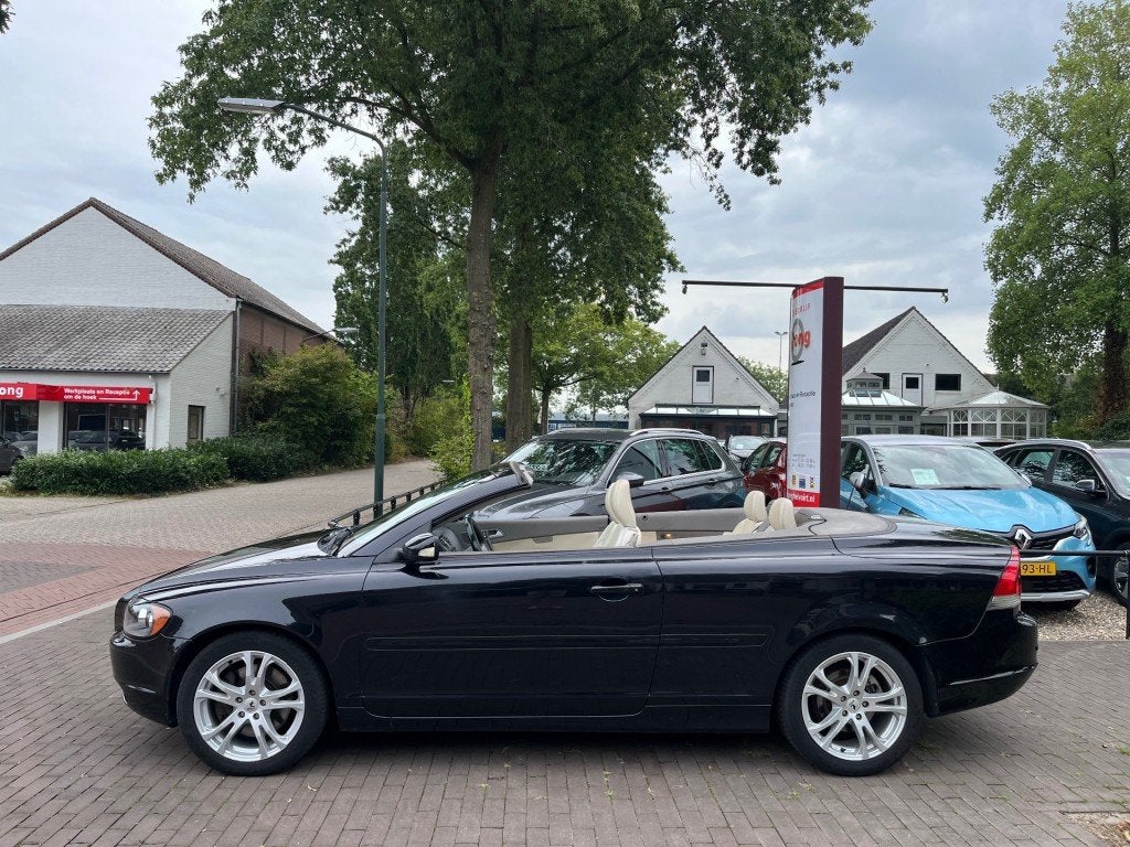 Volvo C70 2.4I CABRIOLET 170PK / LEDER / STOELVERW. / DYNAUD, Voorwielaandrijving, C70, Gebruikt, Cabriolet