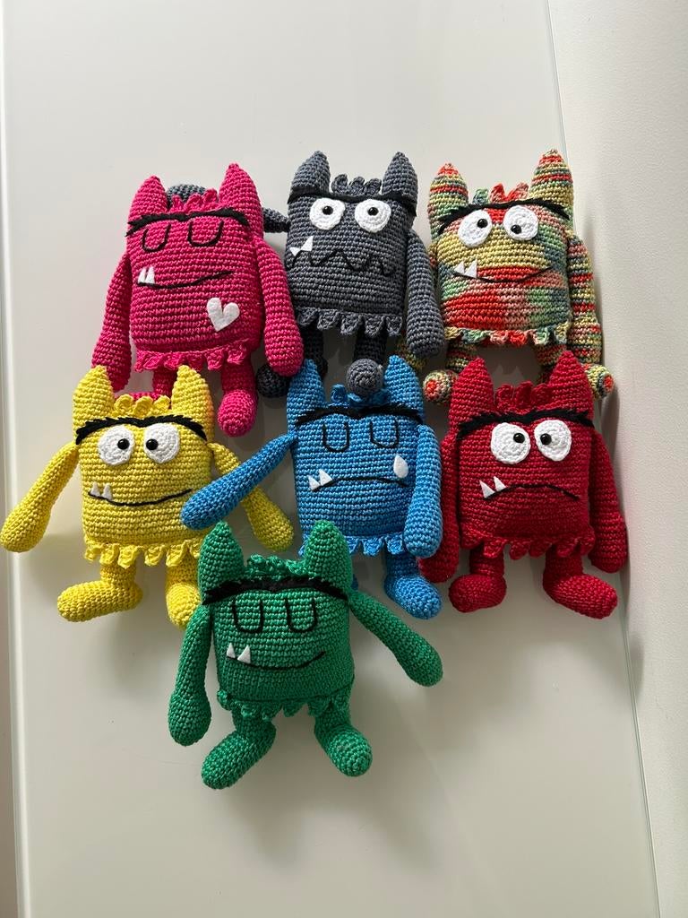 Gehaakte kleurenmonster, Ophalen of Verzenden, Nieuw, Haken, Overige typen