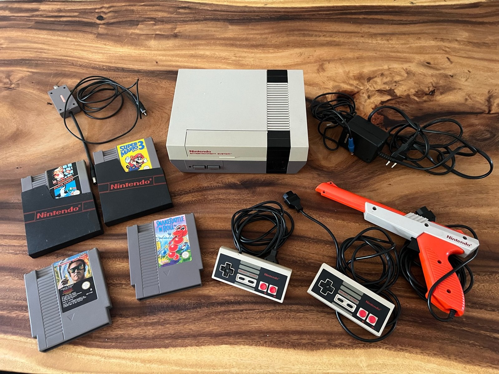 Nintendo NES Console met 4 games, 2 controllers en zapper, Ophalen, Gebruikt, Met 2 controllers, Met games