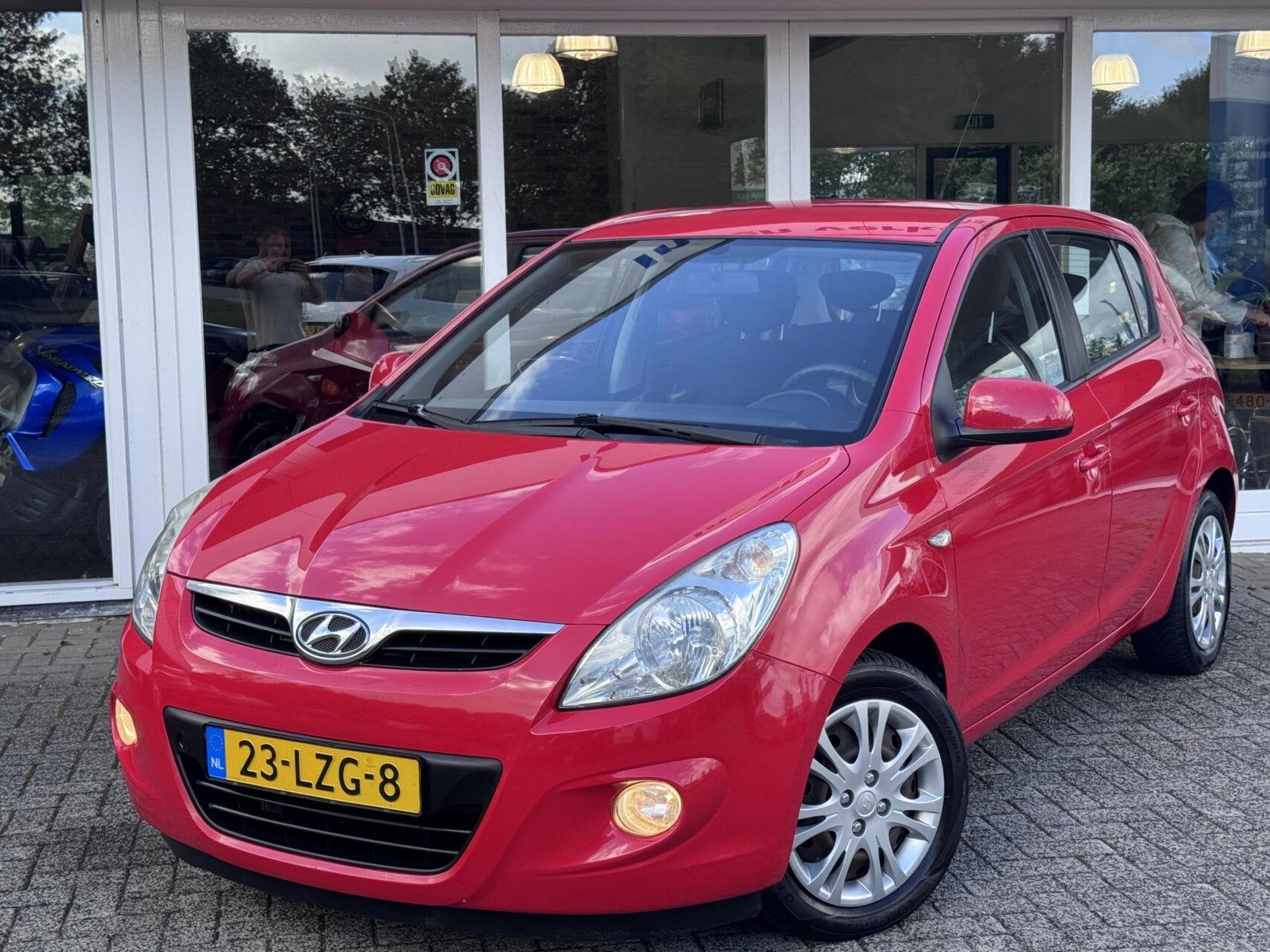 Hyundai i20 1.2i 78pk,ActiveVersion,5 deurs,Airco,Elek pakke, Auto's, 4 cilinders, Origineel Nederlands, Bedrijf, Handgeschakeld