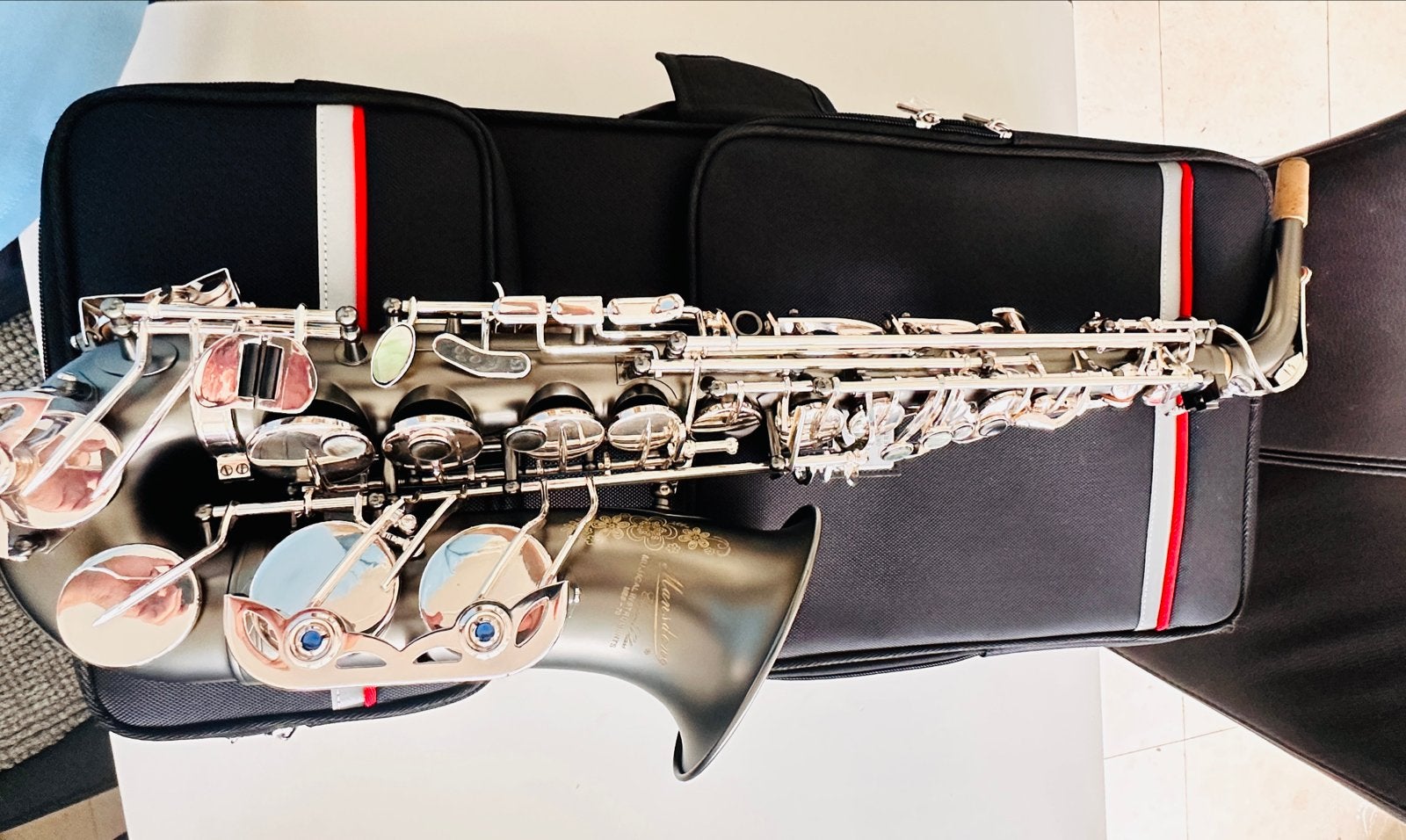 Nieuwe Mansdone MBS-70 Altsaxofoon (Black Nickel / Zilver) -, Ophalen of Verzenden, Nieuw, Alt, Met koffer