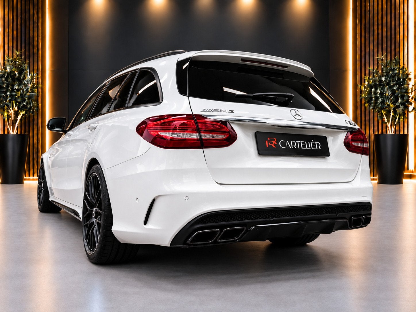 Mercedes C-klasse Estate AMG 63 S 510PK V8 BiTurbo | Pano |, Auto's, Automaat, Achterwielaandrijving, Gebruikt, Met garantie (alle)