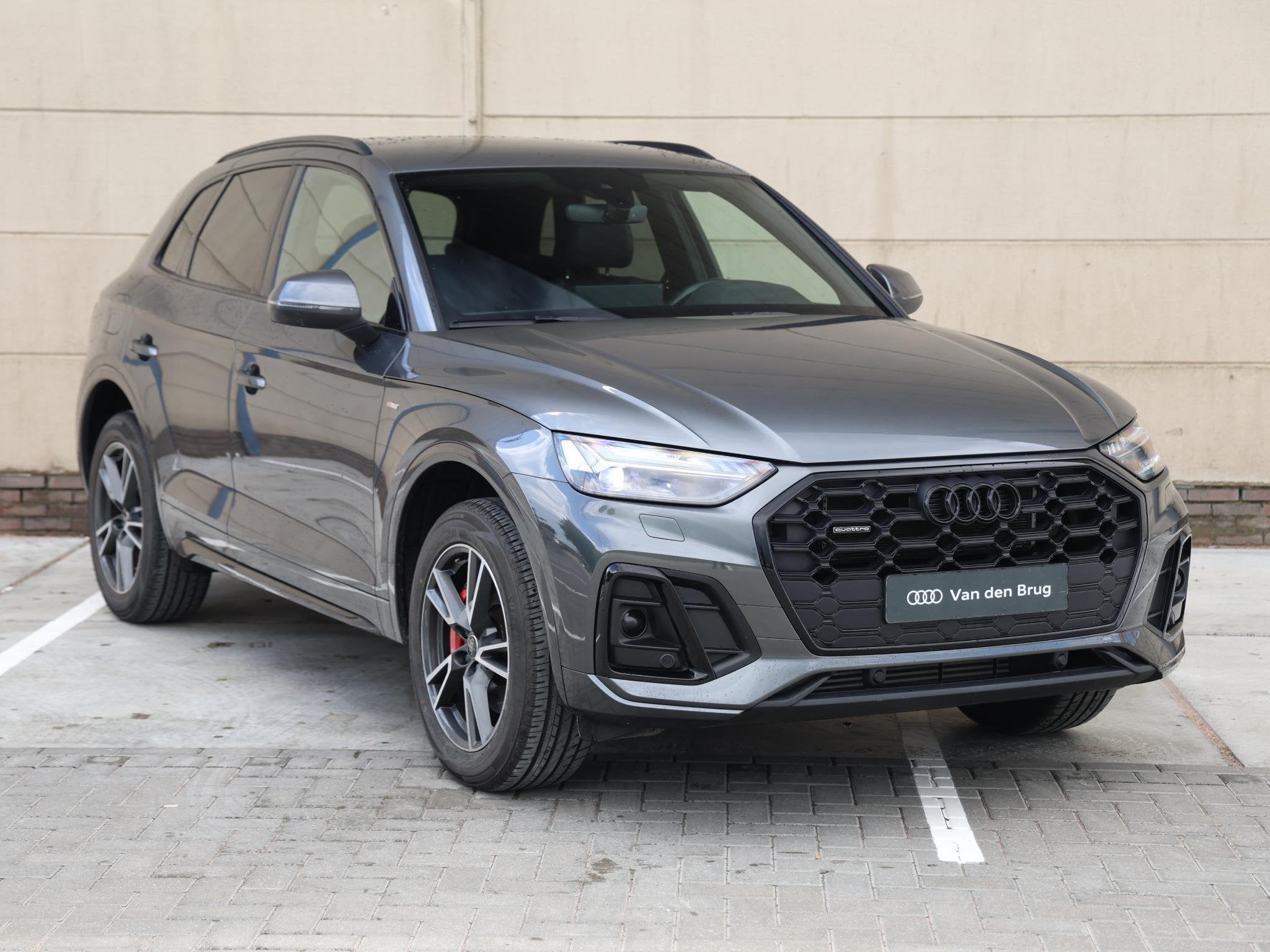 Audi Q5 50 TFSIe 299 pk S-Line Quattro | Keyless | Stoelverw, Auto's, Automaat, 14 kWh, Gebruikt, 4 cilinders