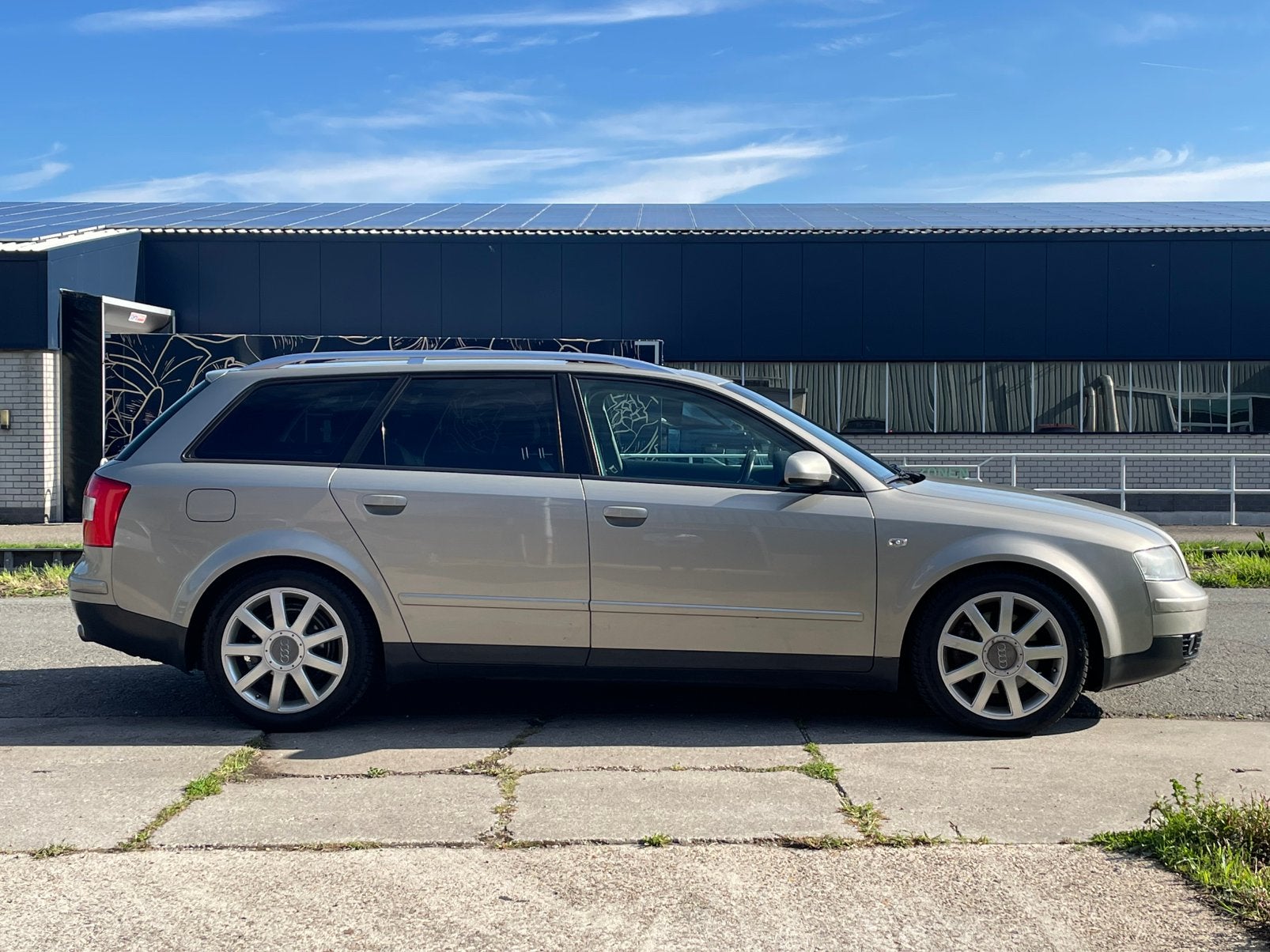 Audi A4 Avant 3.0L V6 • VOLL OPTIES • YOUNGTIMER • TREKHAAK!, foto 3