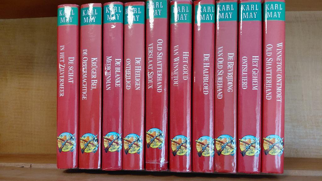 Serie: 10 boeken van Karl May: Winnetou en Old Shatterhand., Boeken, Ophalen, Zo goed als nieuw, Karl May