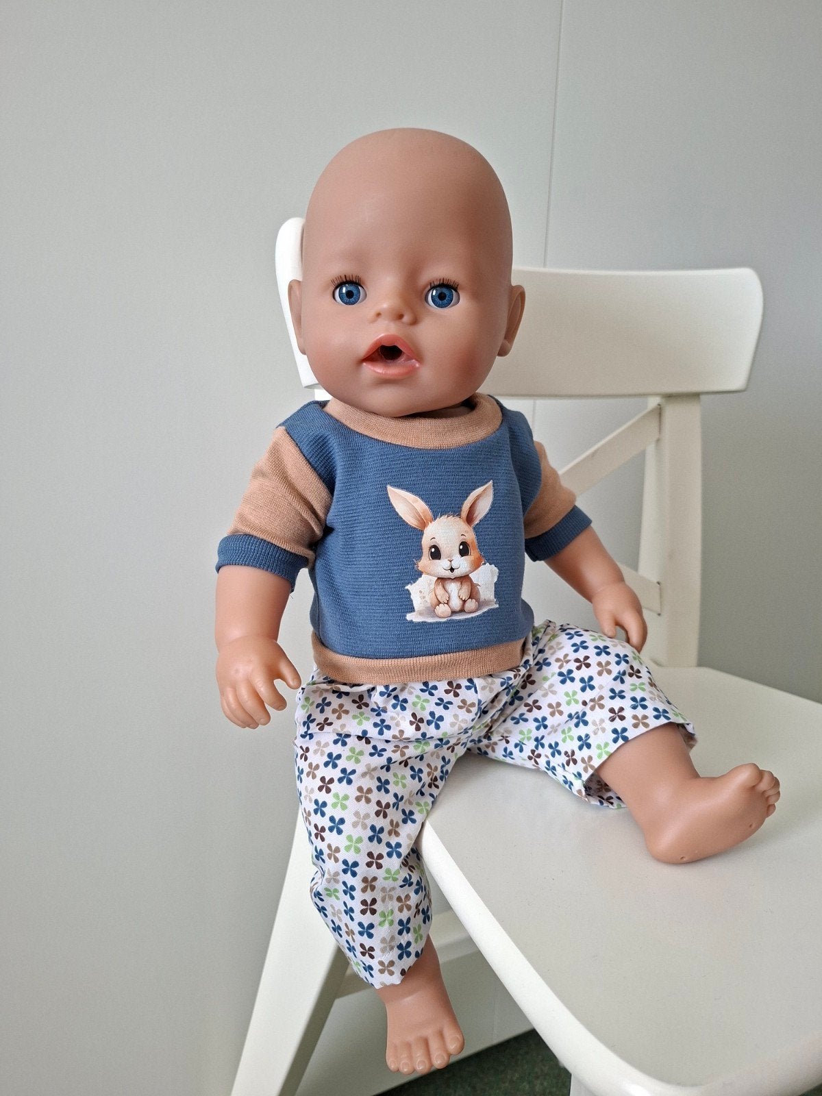 Handgemaakte poppenkleding: katoenen broekje en truitje, Verzenden, Zo goed als nieuw, Babypop