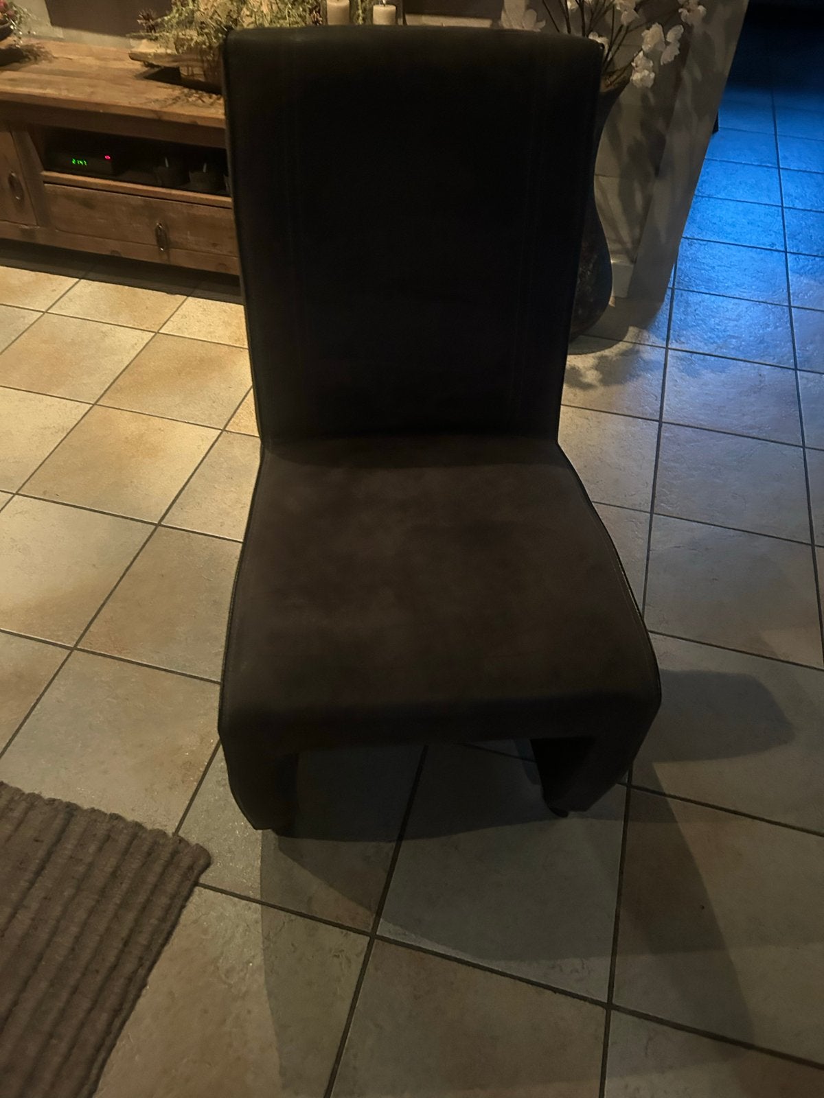 Mooie bruine eetkamerstoelen - 4 stuks