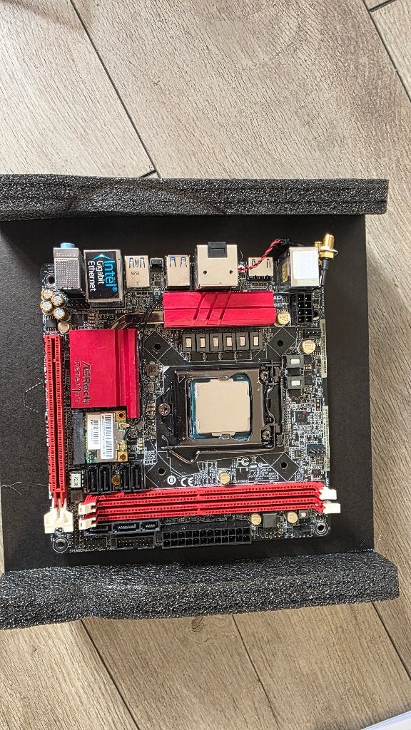 ASRock Fatal1ty Z170 Gaming-ITX/ac Mini-ITX + Intel i5-7400, Computers en Software, Ophalen, Gebruikt, LGA 1151, DDR4
