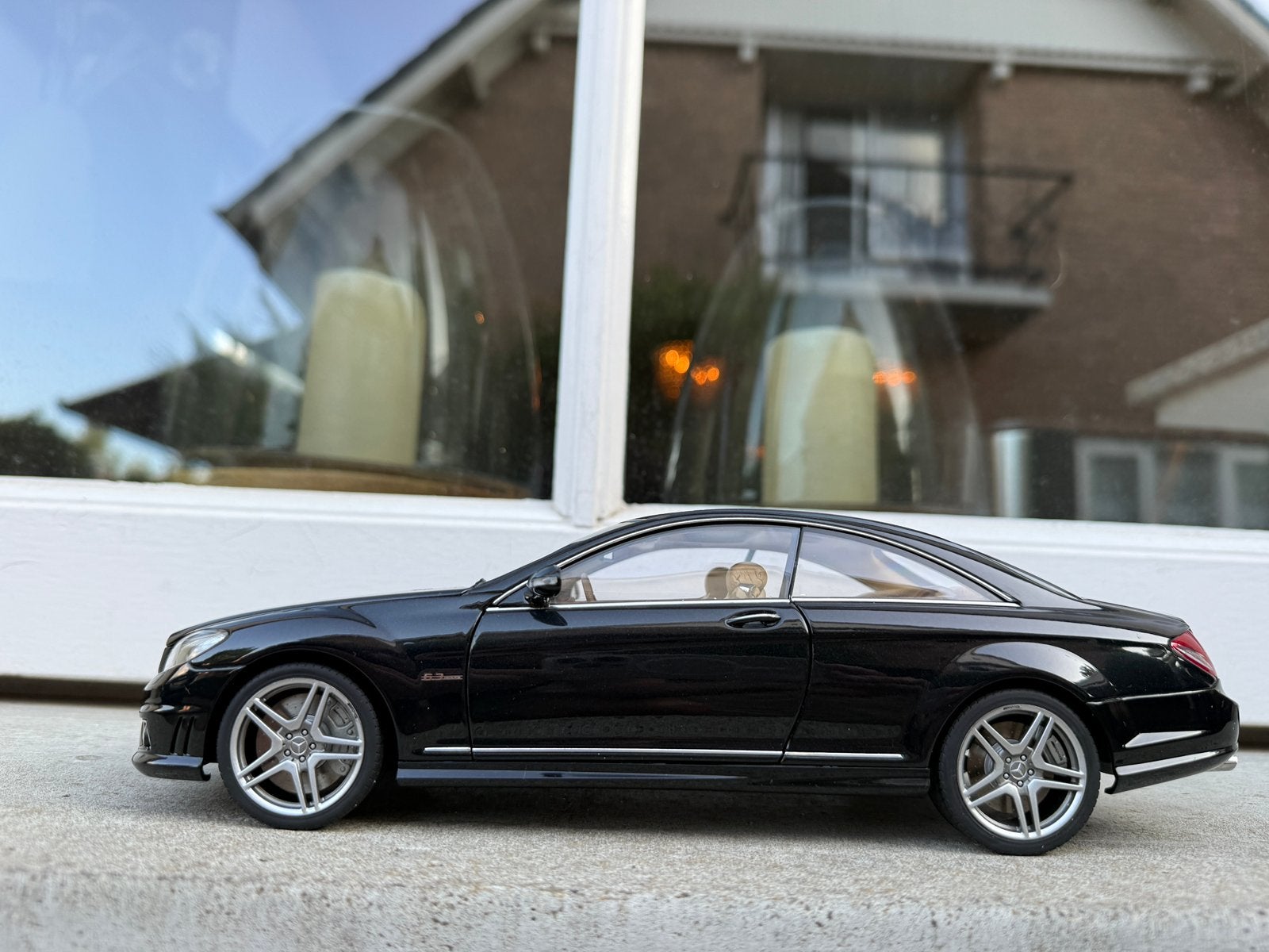 1:18 Mercedes CL63 AMG Coupe zwart Autoart 76169, Auto, Autoart, Ophalen of Verzenden, Zo goed als nieuw