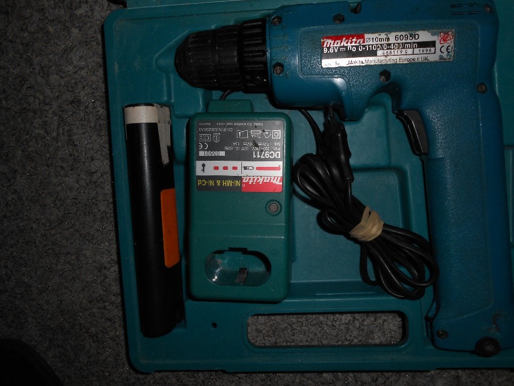 Makita Accuboormachine 6095D, Ophalen, Gebruikt