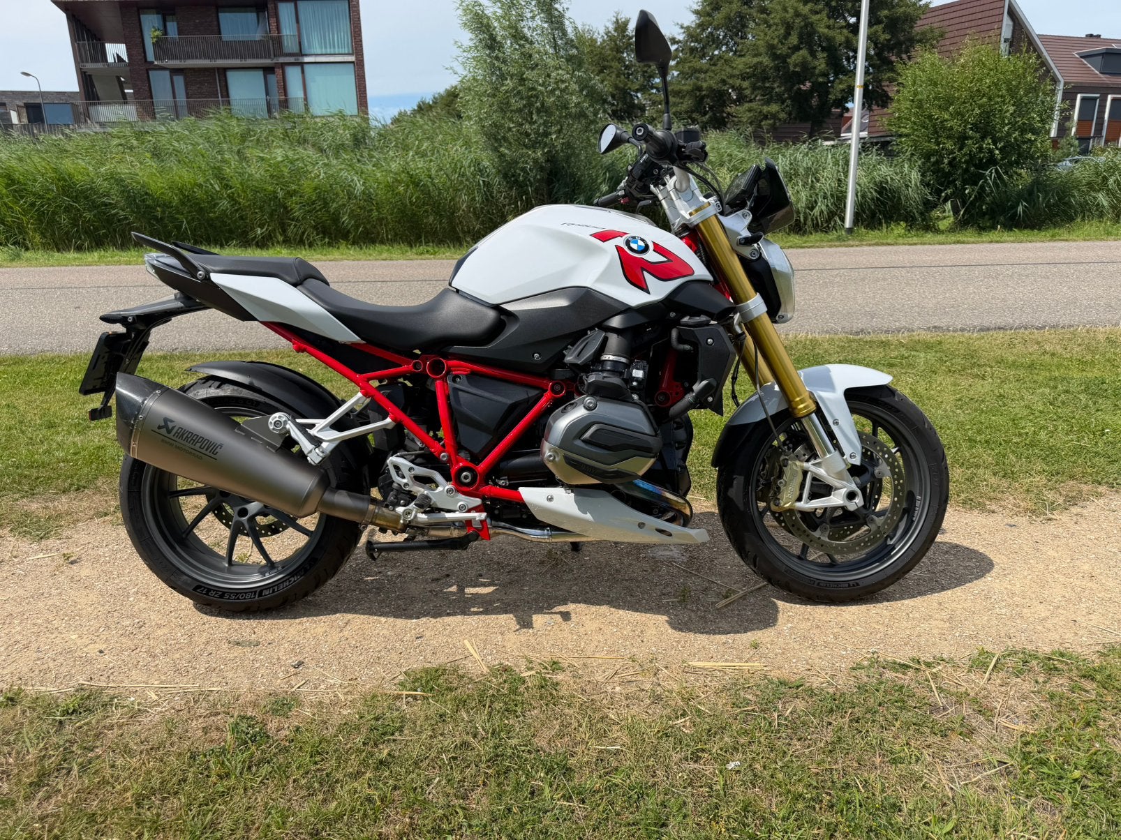 BMW R1200R - 2016 - weinig km - veel opties - incl historie, Motoren, Motoren | BMW, 2 cilinders, Motorrijbewijs A, Gebruikt, 1170 cc