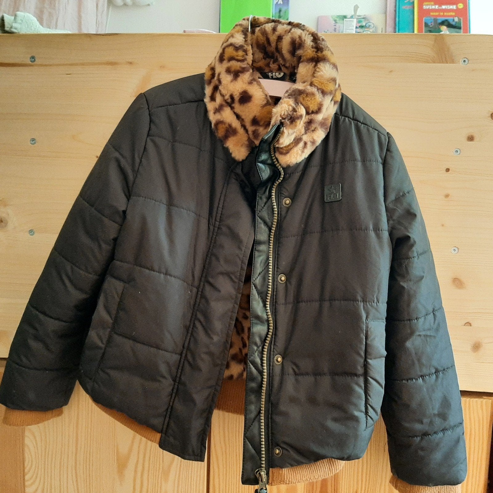 Like FLO winterjas met leopard kraag - Maat 122/7, Meisje, Like FLO, Ophalen of Verzenden, Zo goed als nieuw