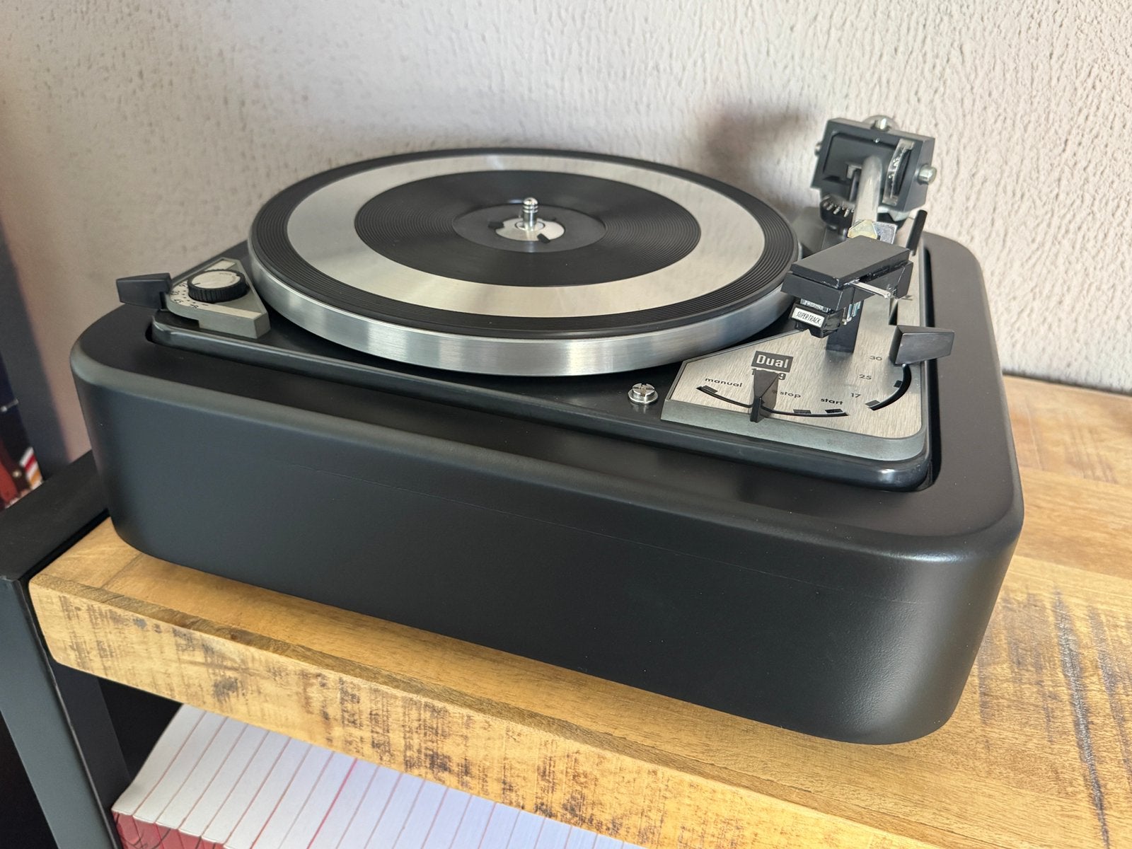 Dual 1019 platenspeler nieuwstaat, Ophalen, Automatisch, Zo goed als nieuw, Platenspeler