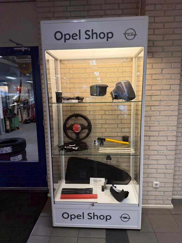 2 stuks vitrinekast met verlichting vitrine showroom, Ophalen, 25 tot 50 cm, 50 tot 100 cm, 200 cm of meer