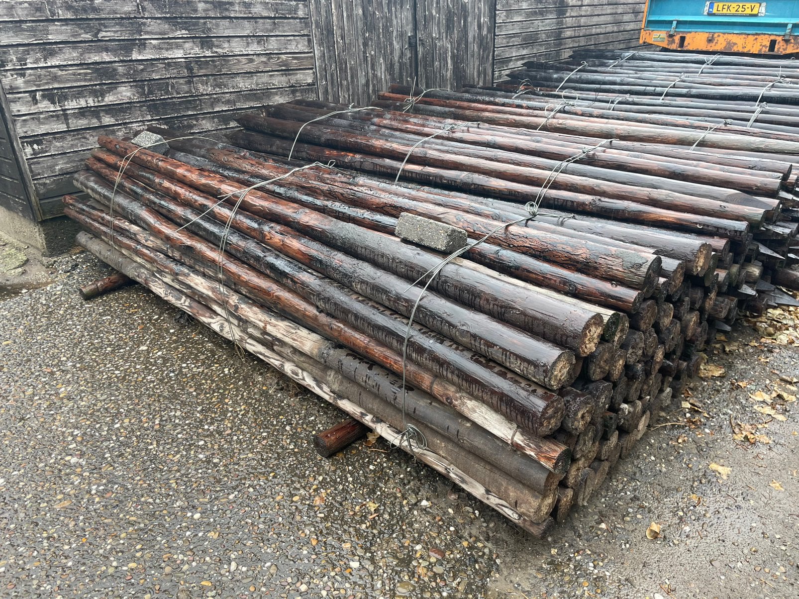 Gecreosoteerde palen 3 meter / rond 7 en 10 cm, Ophalen, Gebruikt, 250 cm of meer, Palen