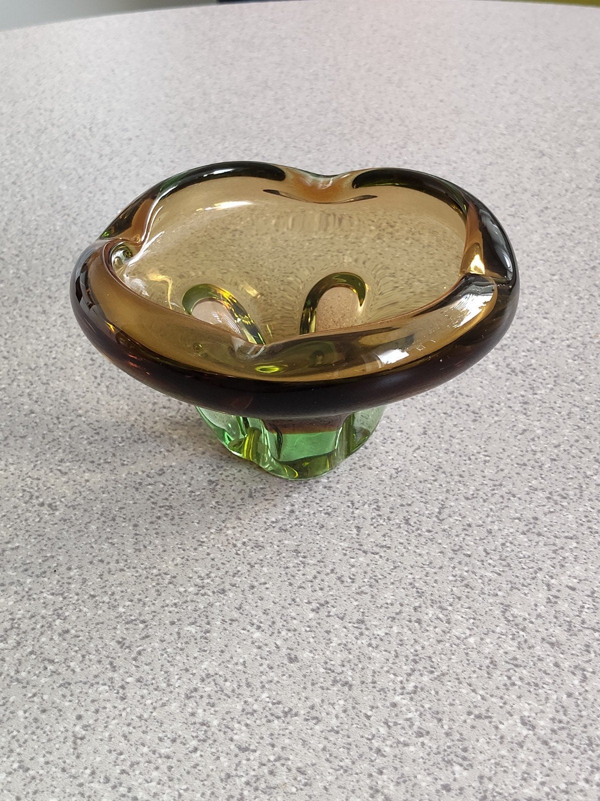 Vintage glazen asbak, bruin en groen, Antiek en Kunst, Antiek | Glas en Kristal, Ophalen of Verzenden