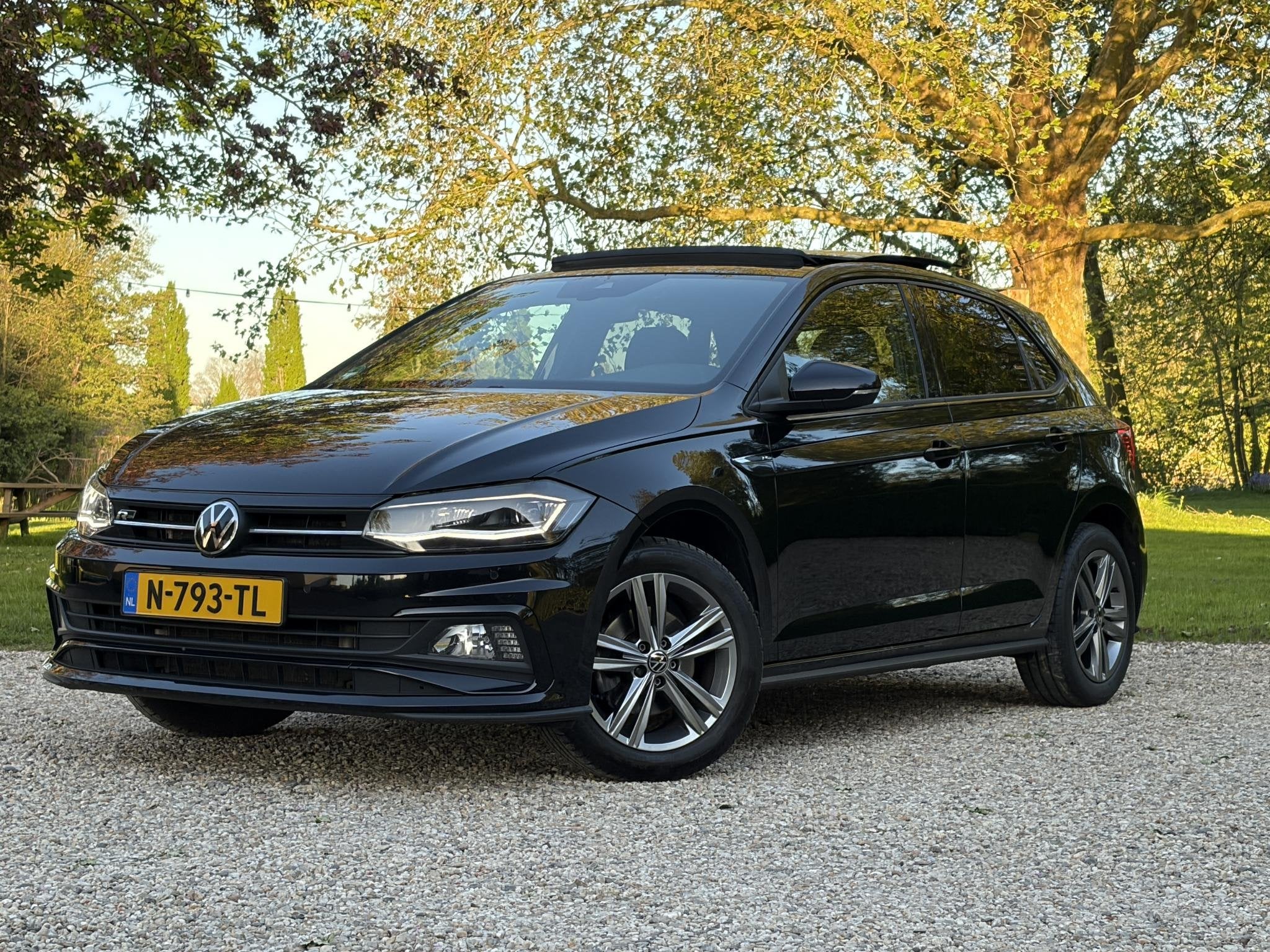 Volkswagen Polo 110PK R-Line Carplay, DSG, Virtueel, Schuifd, Stof, Gebruikt, Euro 6, Bedrijf