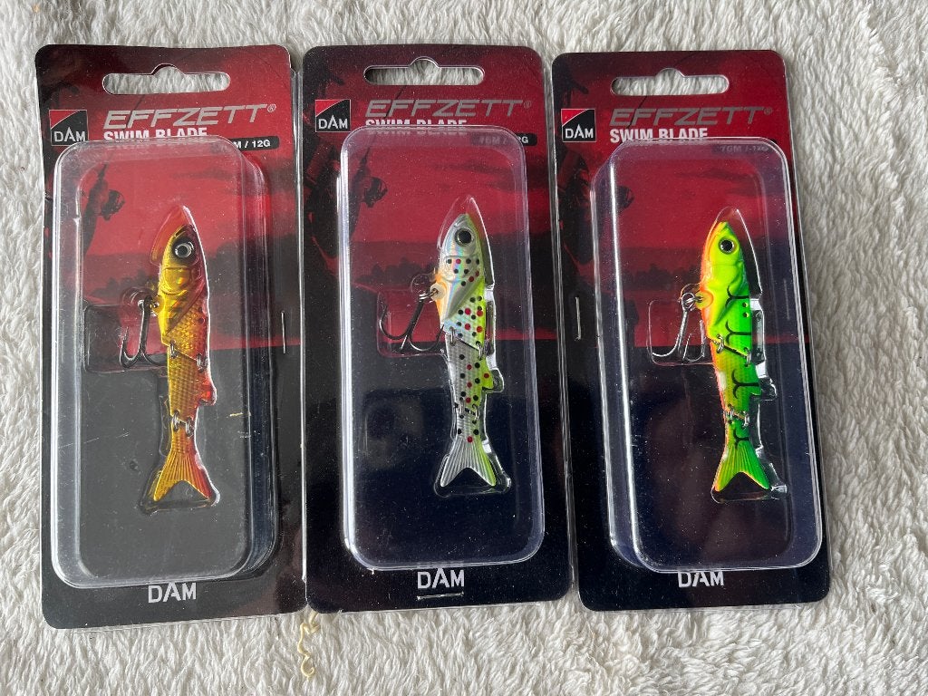 adv 415 / NIEUW mixset 3 blisters kunstaas DAM EFZETT, Ophalen of Verzenden, Nieuw, Overige typen
