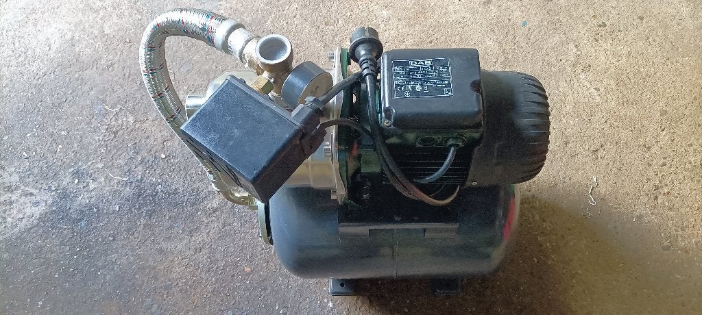 hydrofoor dab en pedrollo, Ophalen of Verzenden, Zo goed als nieuw, Elektrisch, Beregeningspomp