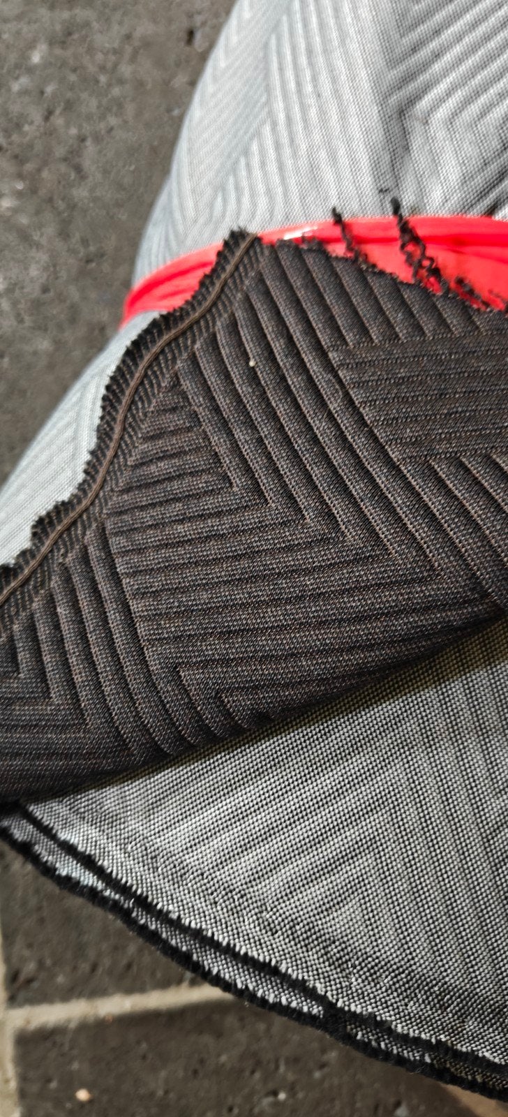 Kvadrat Febrik Mizmaze stof kleur 392 ruim 30m beschikbaar, Ophalen of Verzenden