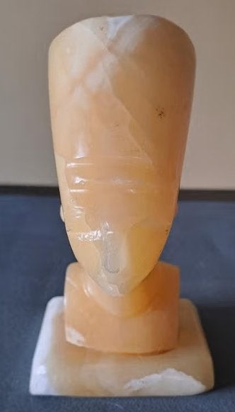 Buste van Nefertiti. Marmer, Minder dan 20 cm, Ophalen of Verzenden, Overige materialen, Beeld