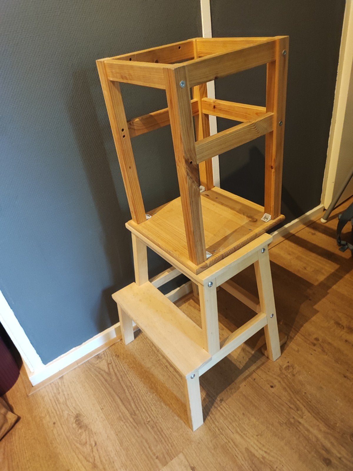 Learning tower/ leertoren zelfgemaakt met ikea hack, Kinderen en Baby's, Kinderstoelen, Ophalen, Gebruikt, Overige typen