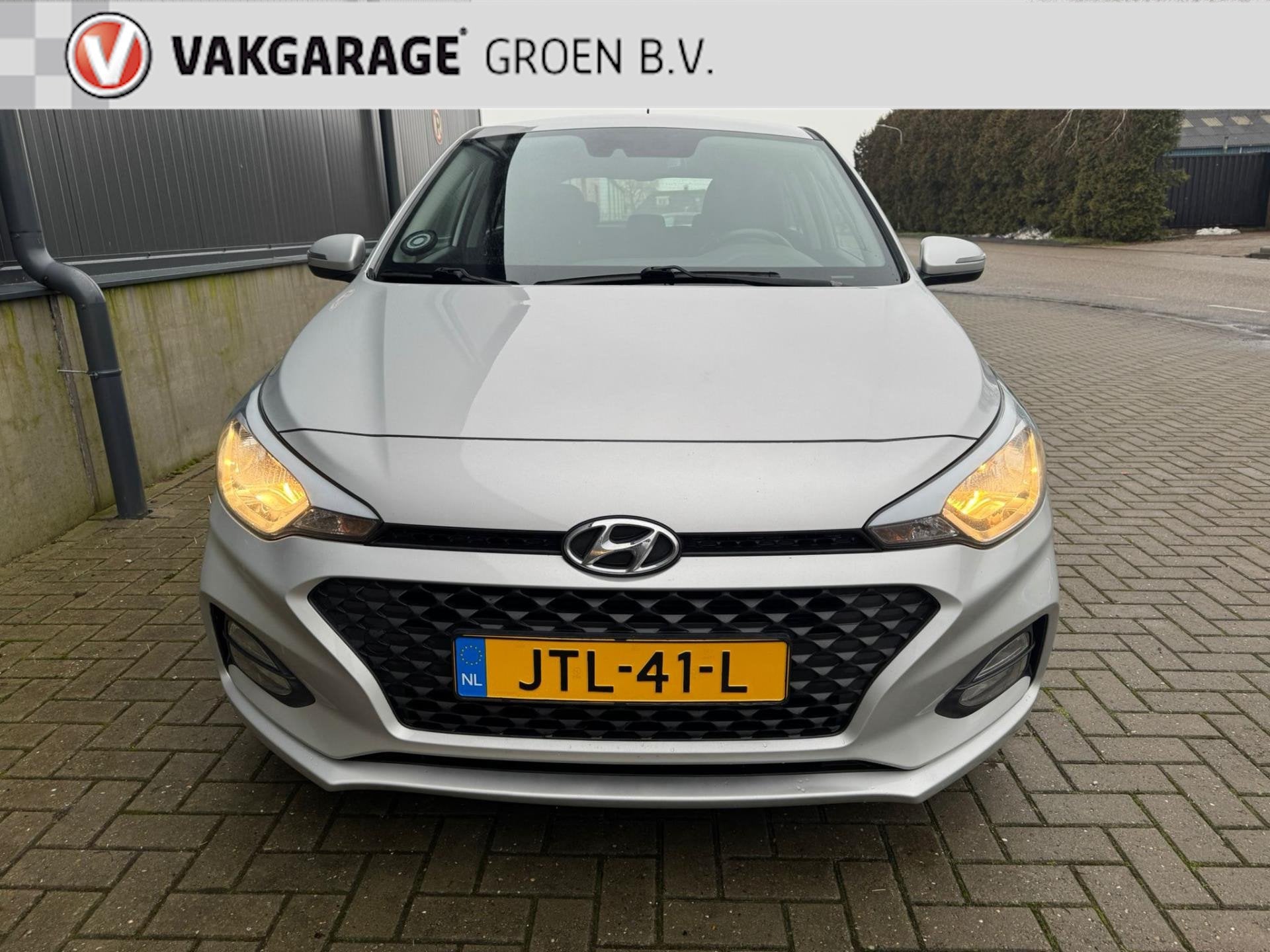 Hyundai I20 1.0 T-GDI Comfort / camera / cruise / airco / st, Gebruikt, 100 pk, Bedrijf, 3 cilinders