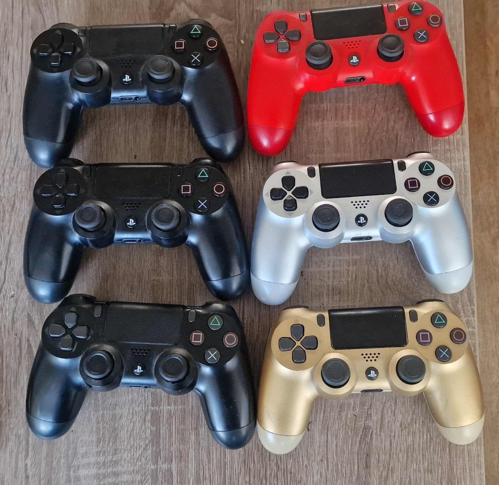 6x PS4 DualShock 4 Controllers - Diverse Kleuren, Ophalen of Verzenden, Refurbished, Met 2 controllers, Original