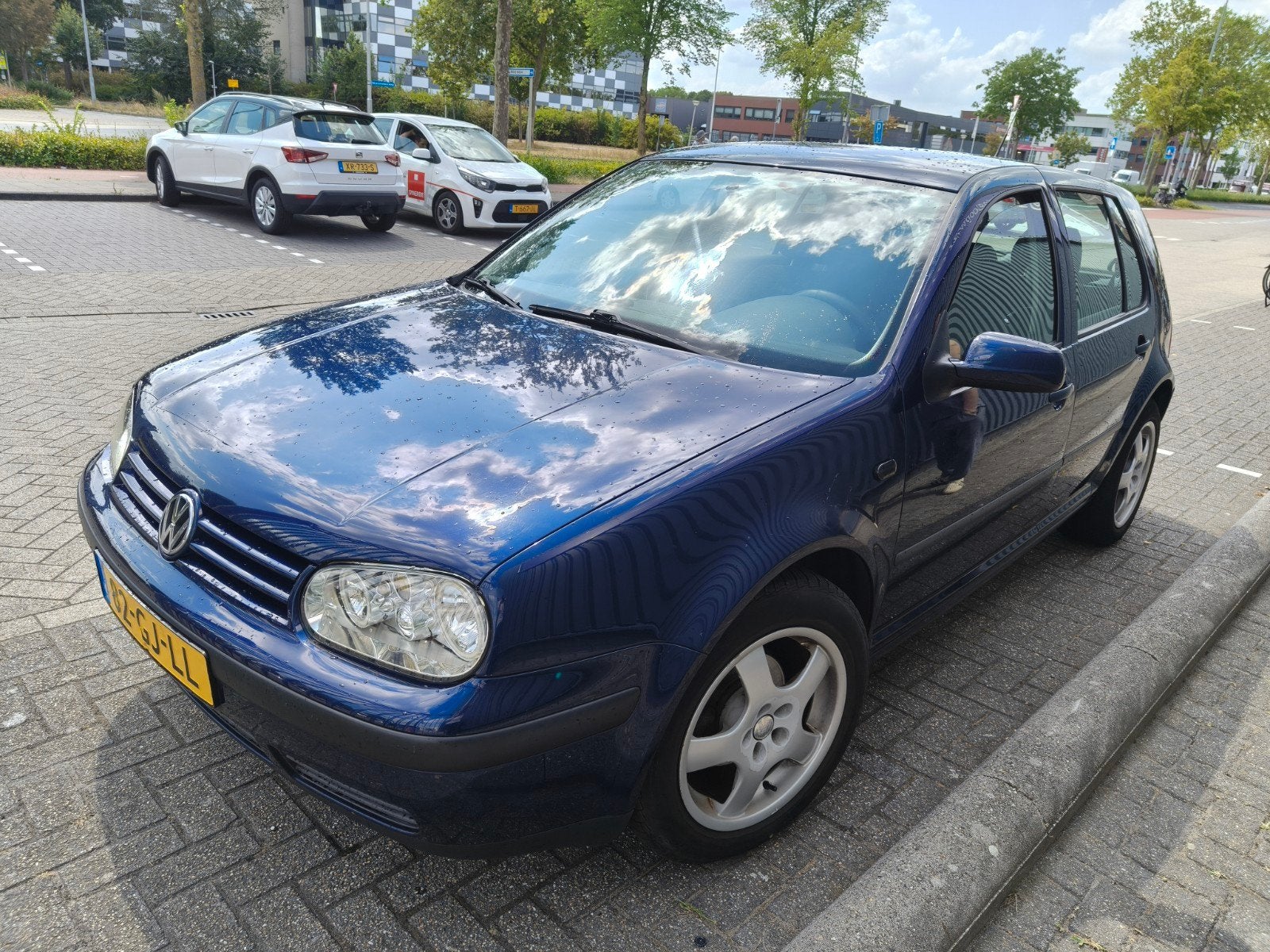 Volkswagen Golf 1.6 77KW 2000 Blauw, Voorwielaandrijving, Stof, Zwart, Blauw