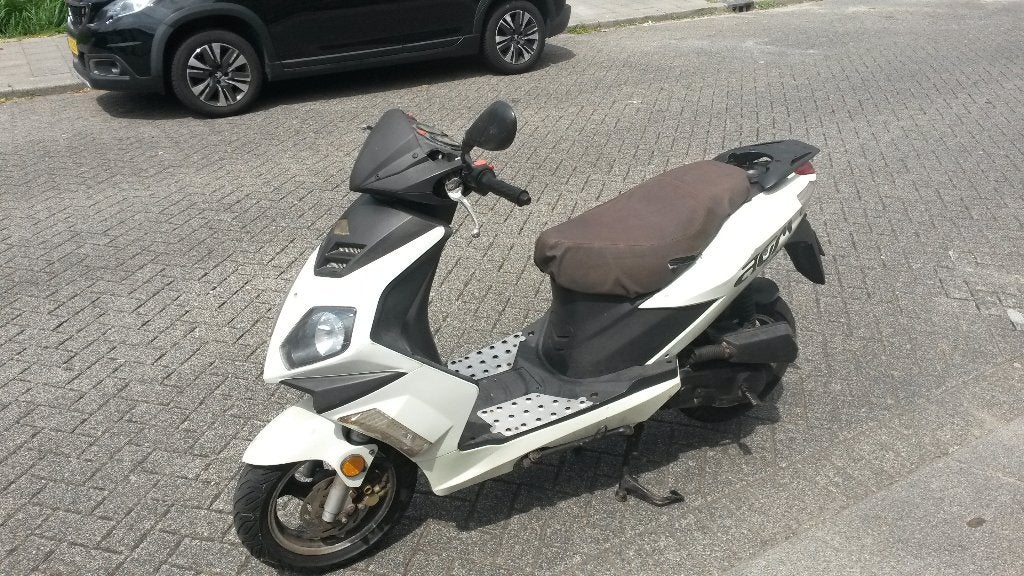 sym agm speedfighter, geel kenteken, inruil mogelijk, Ophalen of Verzenden, Zo goed als nieuw, Benzine, Overige modellen