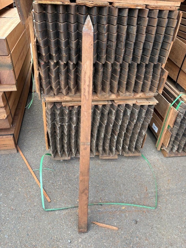 ( Actie ) Hardhouten balkjes 45701500 mm | €5,50 per stuk, Doe-het-zelf en Verbouw, Ophalen, 25 tot 50 mm, Nieuw, Balk