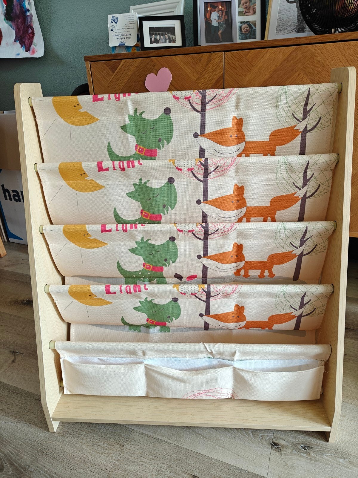 Mooie houten kinderboekkast, Kinderen en Baby's, Kinderkamer | Commodes en Kasten, Zo goed als nieuw, Minder dan 50 cm, Ophalen
