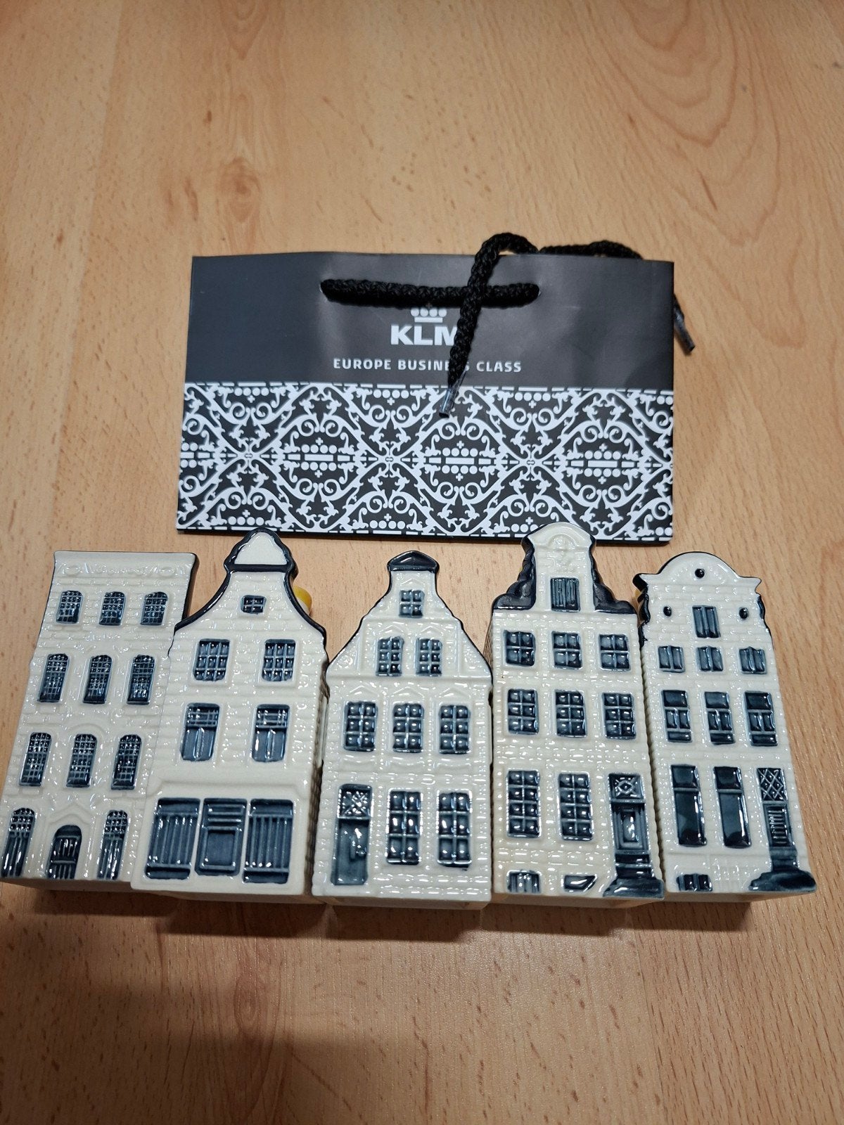 KLM huisjes     leuk setje, Verzamelen, KLM Huisjes, Ophalen of Verzenden, Nieuw, 41 t/m 60