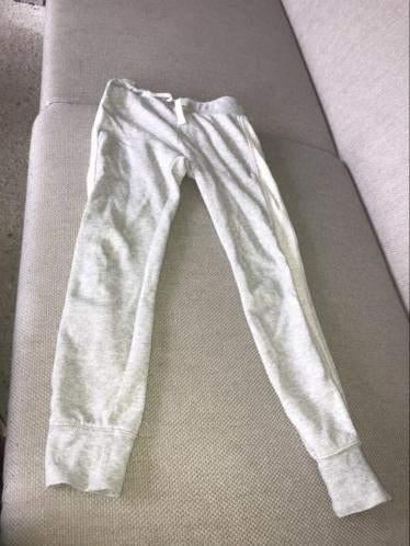 H&M 128 broek glitter grijs Joggingbroek fitted pants, Verzenden, Gebruikt, Meisje, Broek