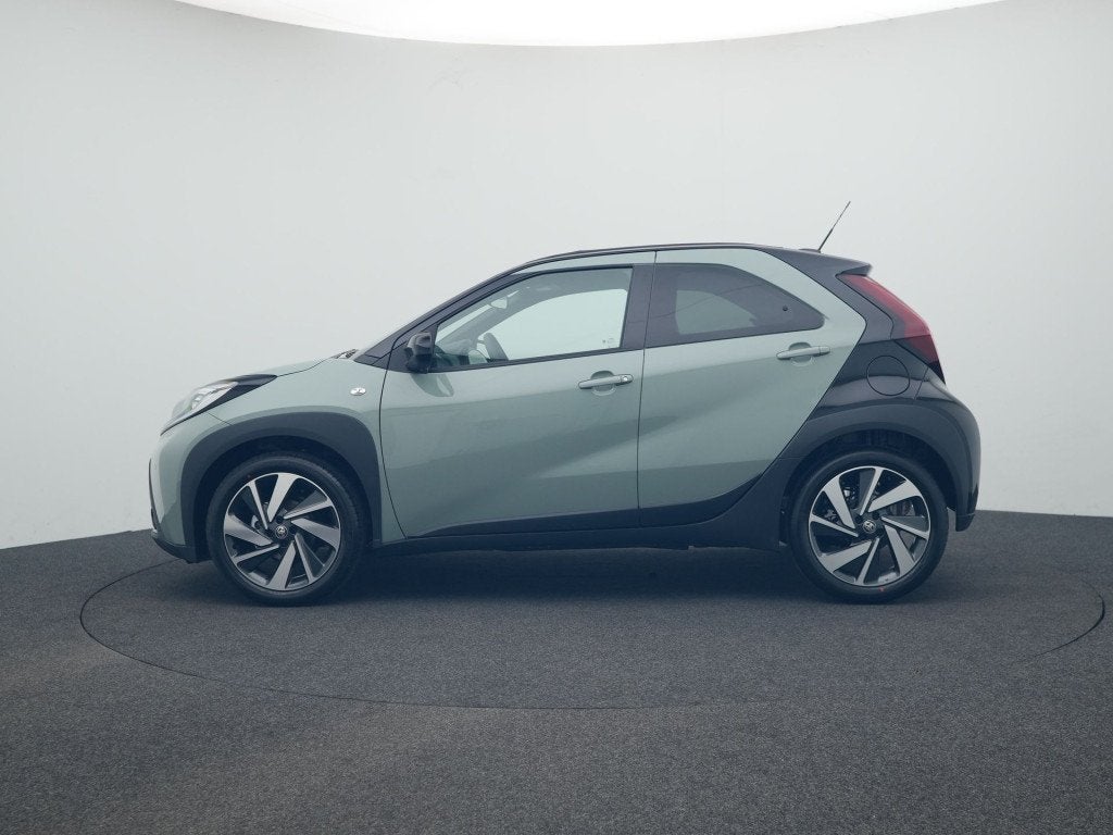 Toyota Aygo X 1.0 VVT-i MT Envy + Cabriodak | Apple Carplay, Auto's, 12 maanden, Stof, 4 stoelen, Origineel Nederlands