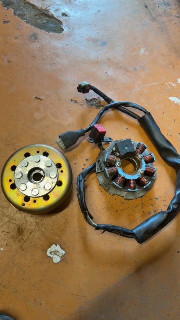 Piaggio onderdelen, Fietsen en Brommers, Ophalen of Verzenden, Zo goed als nieuw
