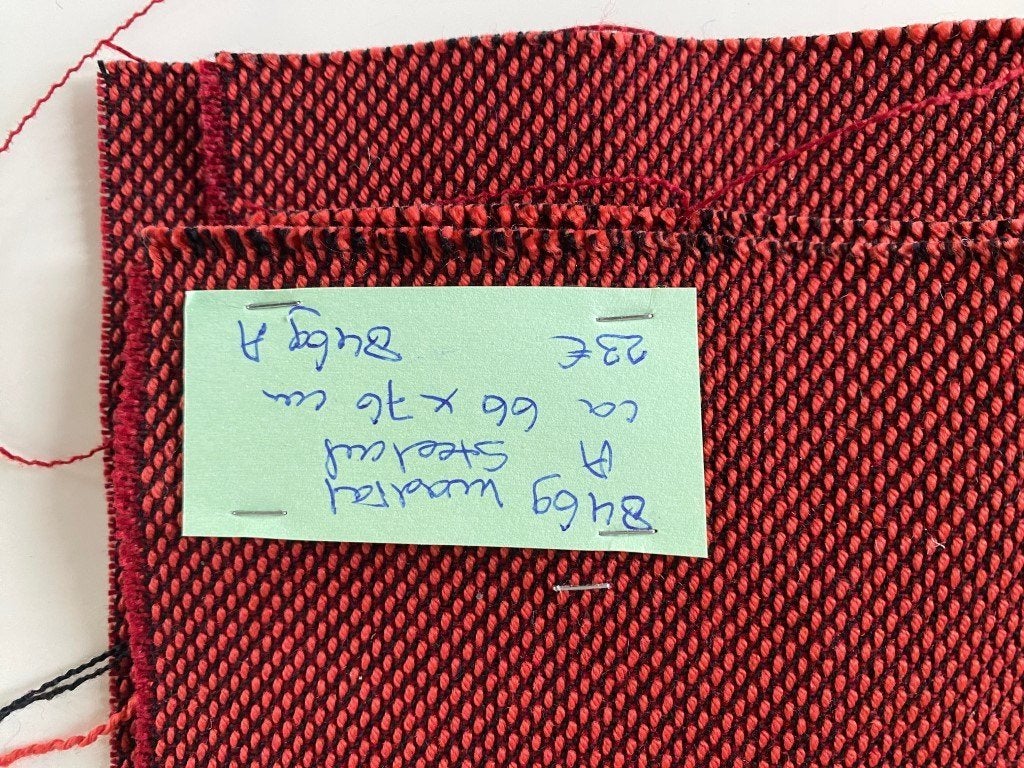 Kvadrat Steelcut Trio 3 oranje+rood; restant meubelstof, Wol, Nieuw, Oranje, Ophalen of Verzenden