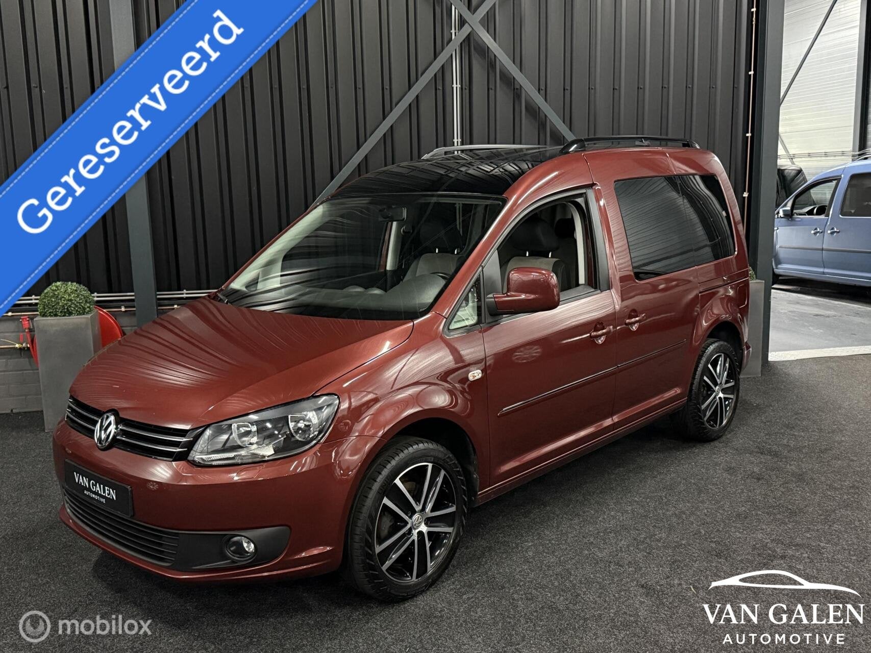 Volkswagen Caddy Combi 1.2 TSI Edition 30! Highline Trekhaak, Voorwielaandrijving, 12 maanden, Gebruikt, Leder