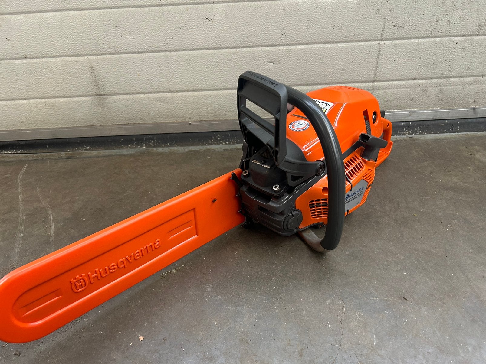 Husqvarna 545 Demo! Zeer nette zaag!, Ophalen of Verzenden, Zo goed als nieuw, Benzine