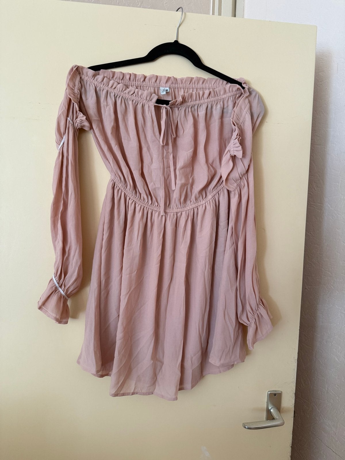 Leuke roze off-shoulder jurk maat 38, Maat 38/40 (M), Ophalen of Verzenden, Roze, Gedragen