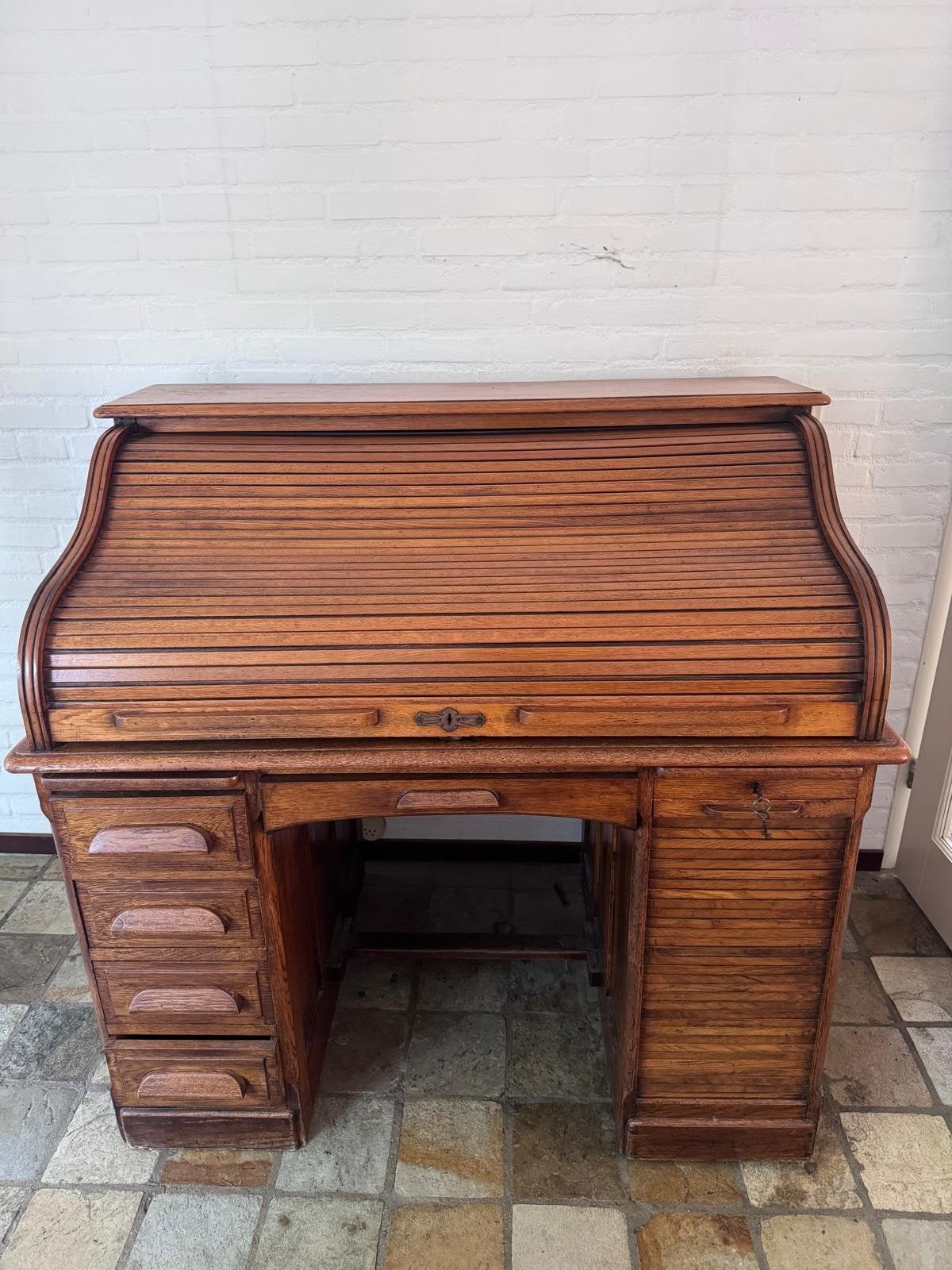 Antiek rolluik bureau van massief hout, Met lades, Gebruikt, 120 cm, Hout