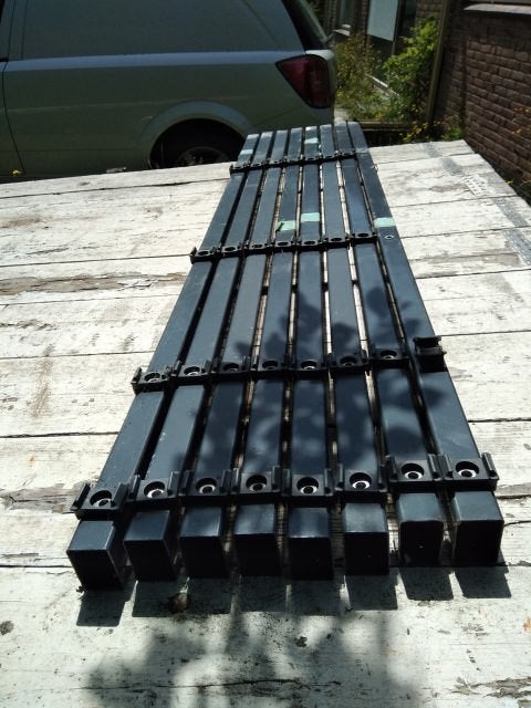 HERAS Hekpalen / kokers 8 stuks. Groen. Gebruikt., Ophalen, Gebruikt, IJzer