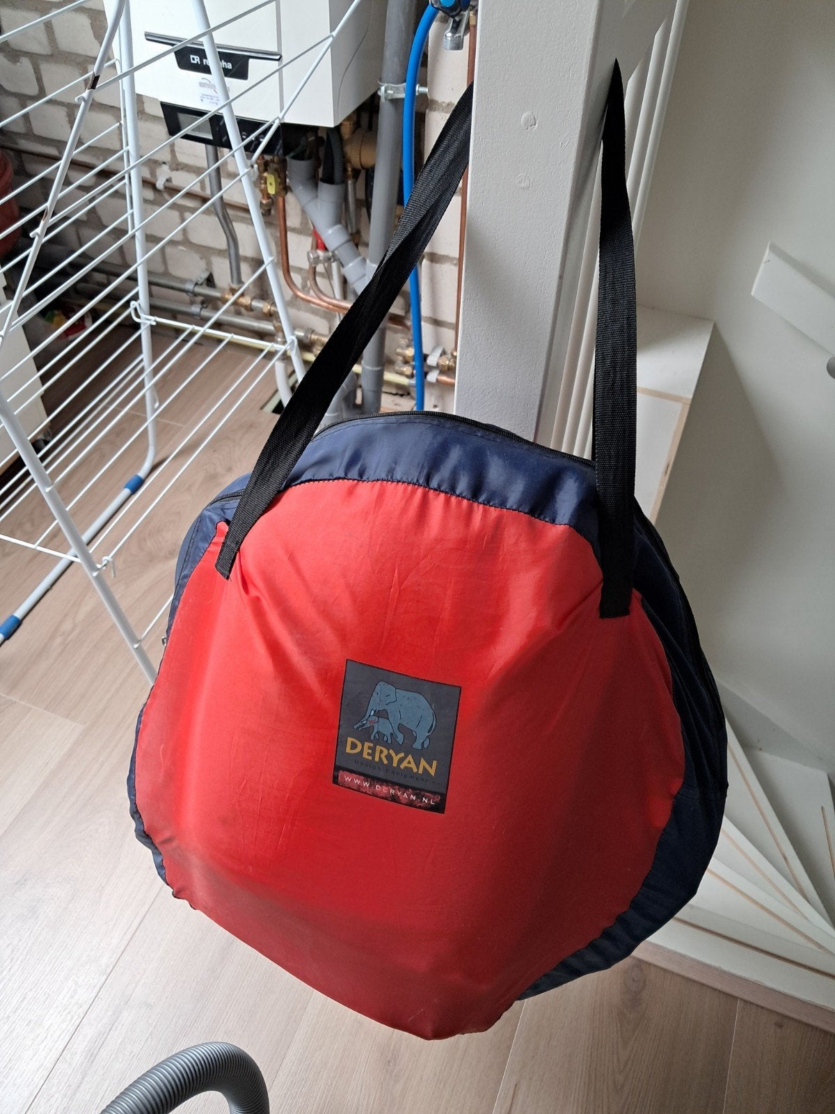 Deryan peuter travelcot, Ophalen