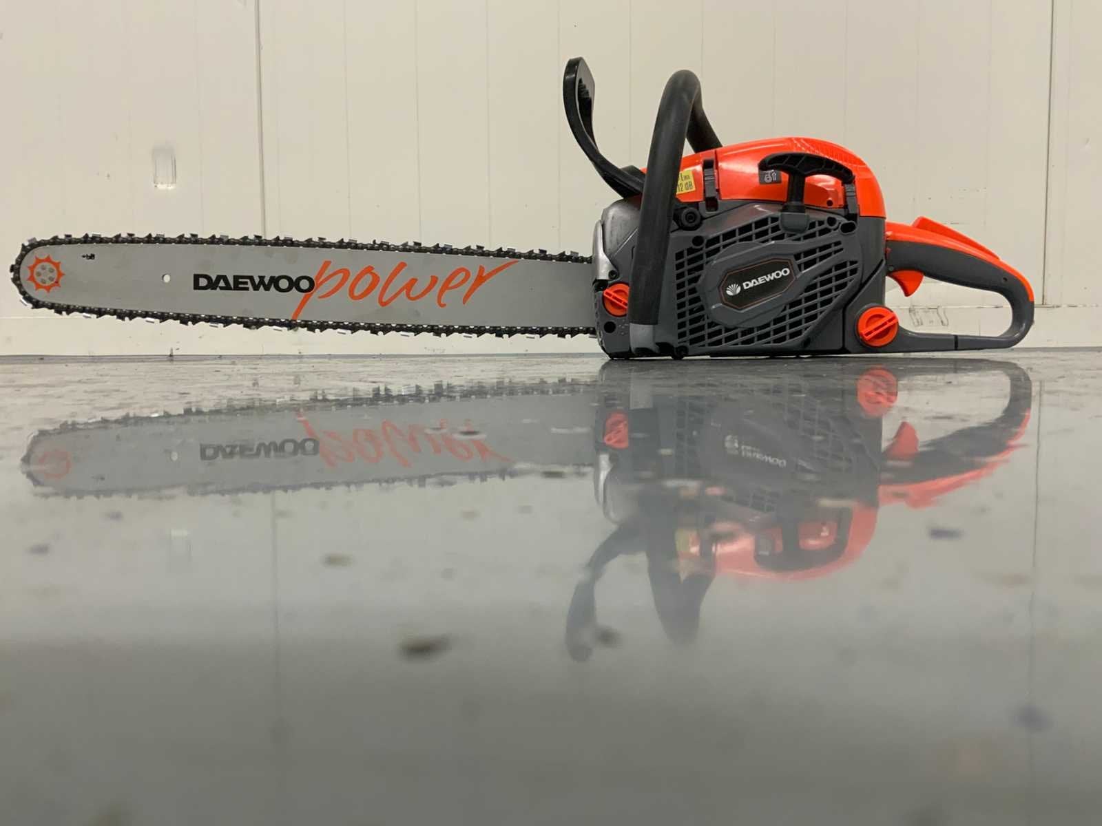 Daewoo DCS6524 - Kettingzaag benzine - 60cm zaagblad - 2,9kw, Doe-het-zelf en Verbouw, Gereedschap | Zaagmachines, Gebruikt, Overige typen