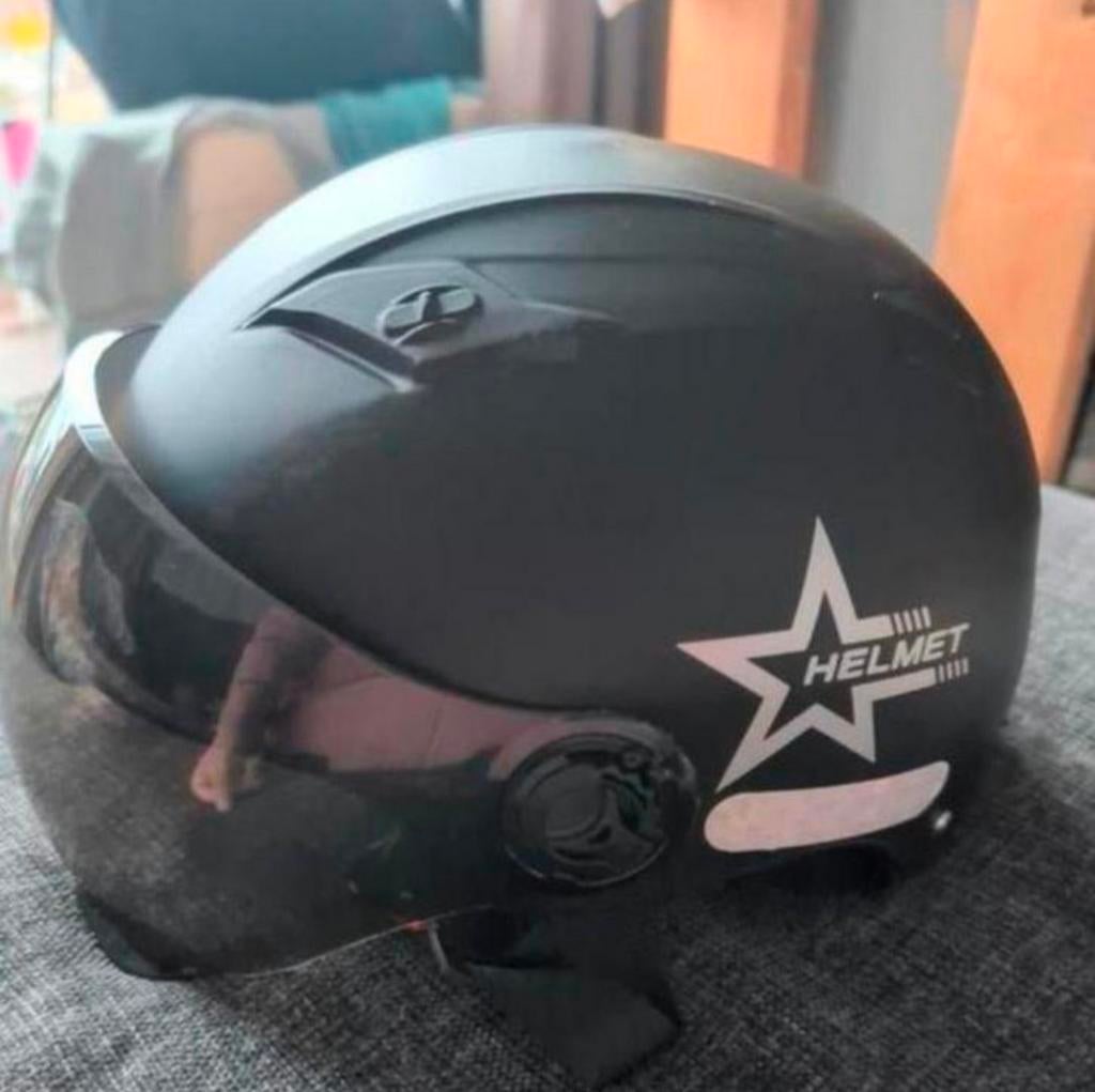 Helm, Fietsen en Brommers, Brommerhelmen, Ophalen of Verzenden