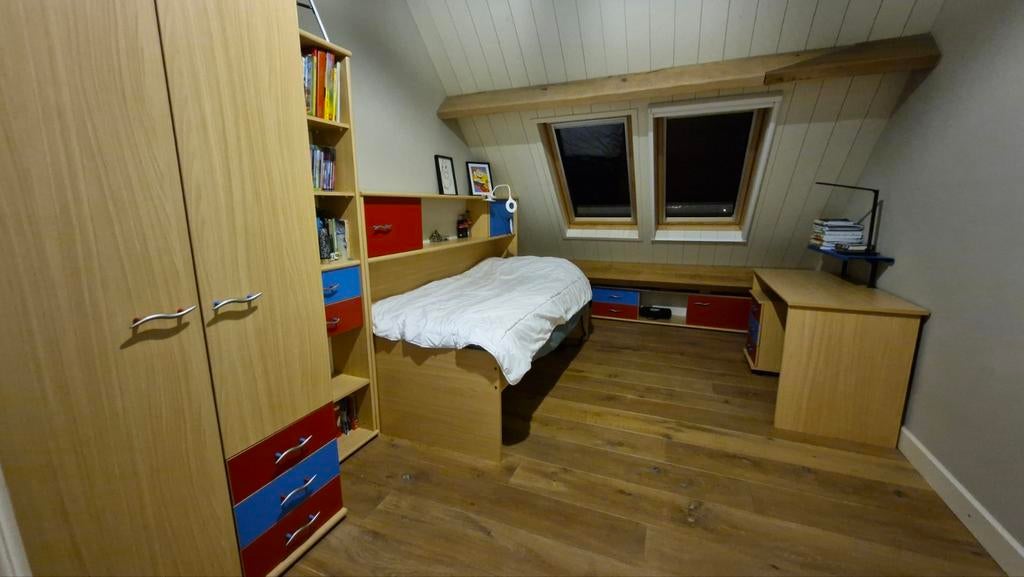 Complete Kinderkamer - Kledingkast, Bureau, Bed, Huis en Inrichting, Ophalen, Gebruikt, Eenpersoons, Kinderkamer